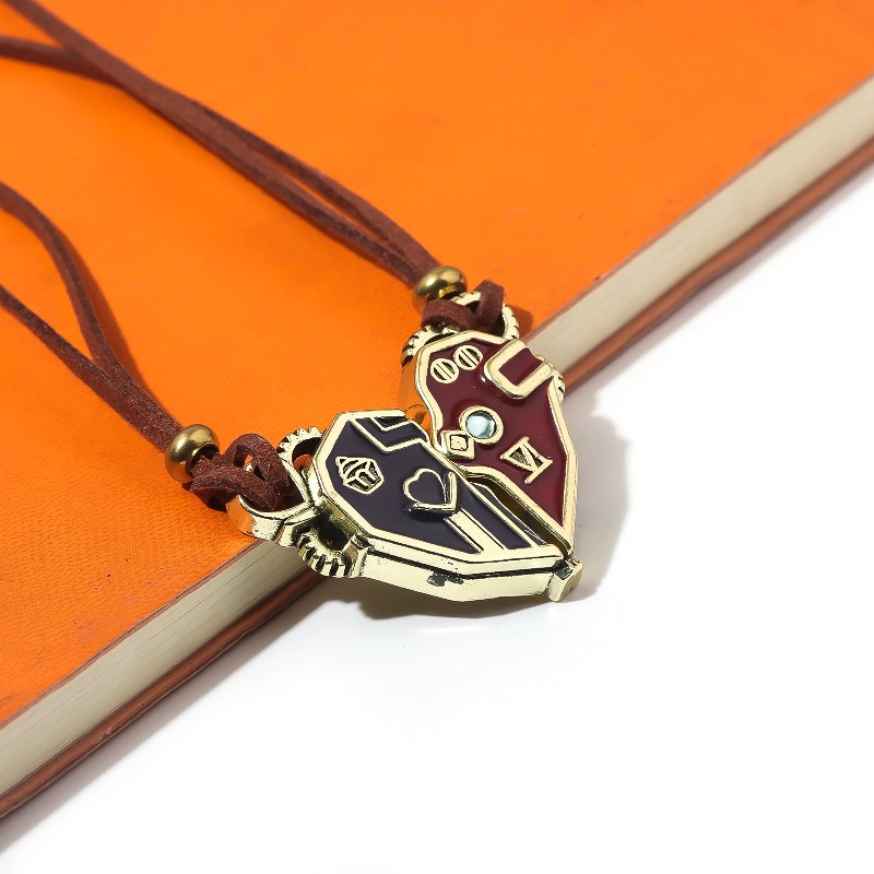 Collana con Ciondolo Caitlyn V - Magnetic Clasp Cosplay recensione e prezzo