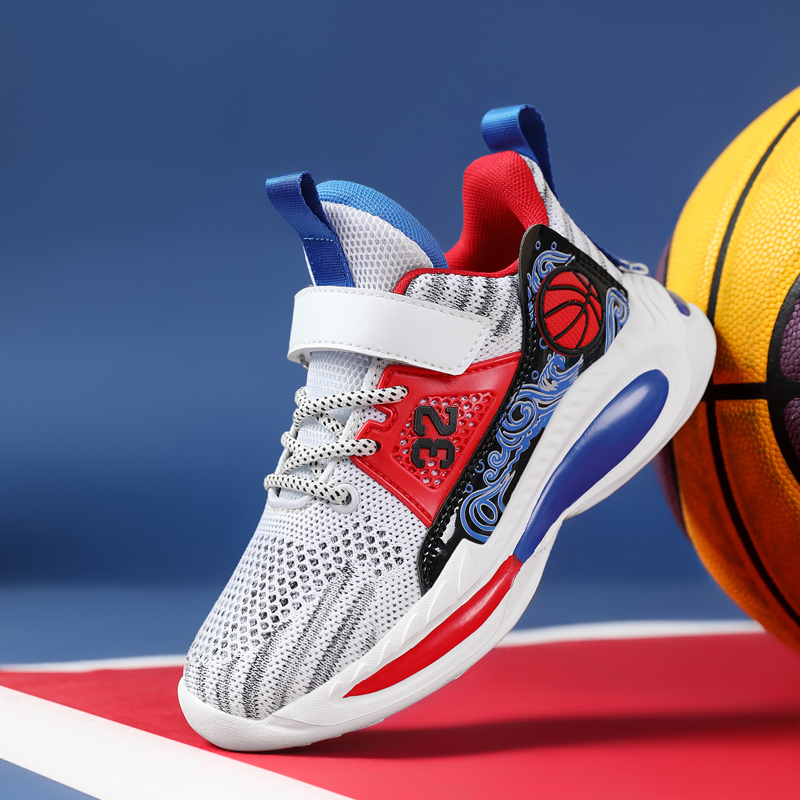 Un paio di scarpe da basket tr - Velcro Hook Loop recensione e prezzo