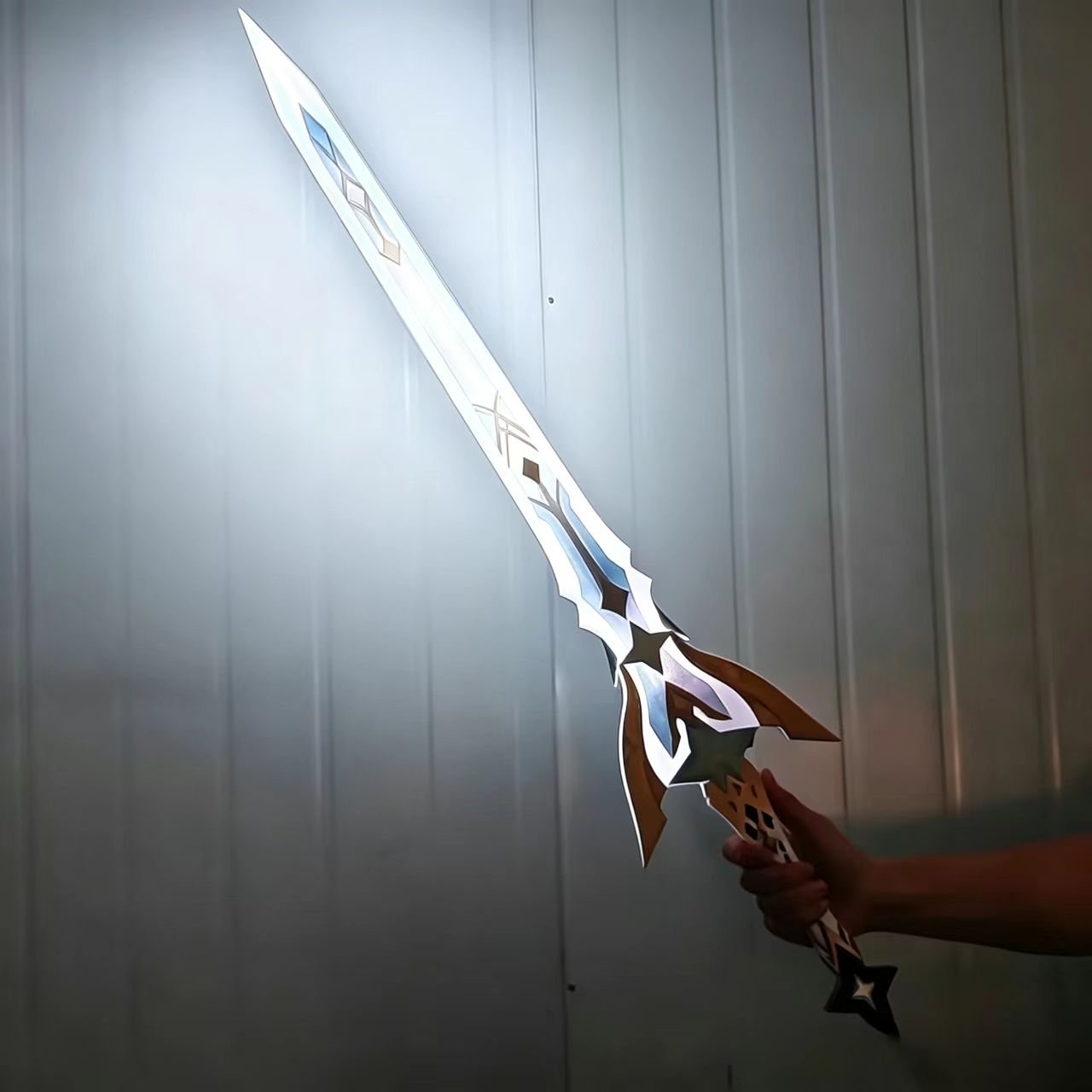 Genshin Impact Aether Lumine C - Detachable Cosplay Prop recensione e prezzo